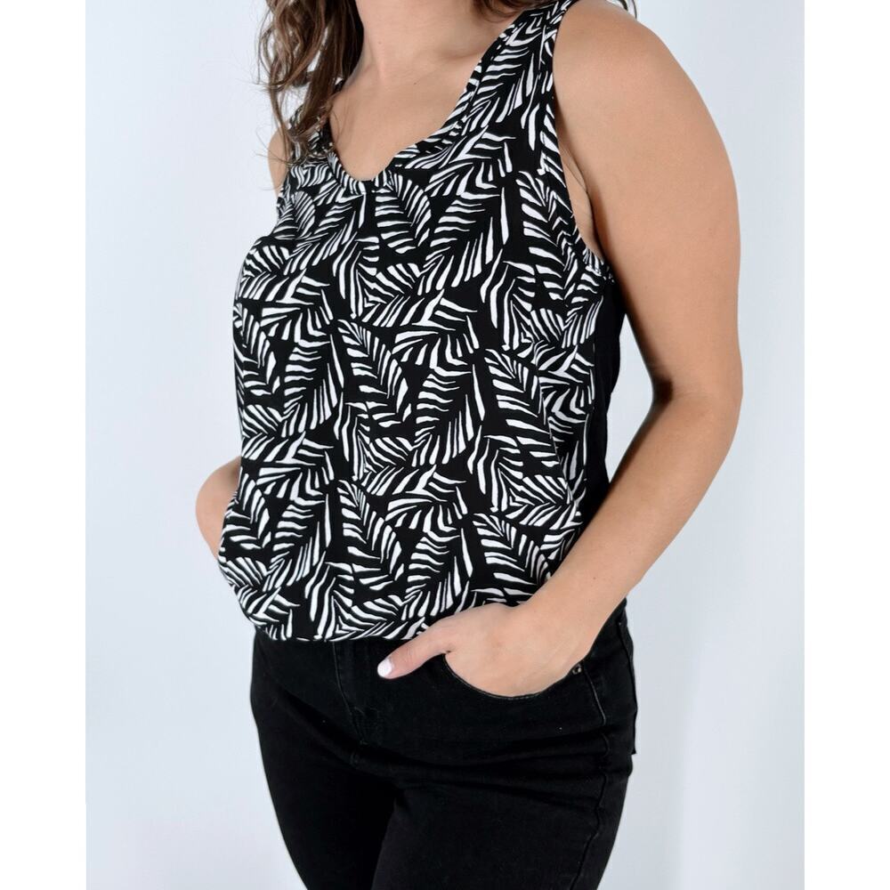 LOFT Ann Taylor Black and White Leaf Print Tank Top Size XS